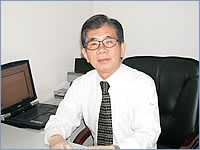 島根 慶一